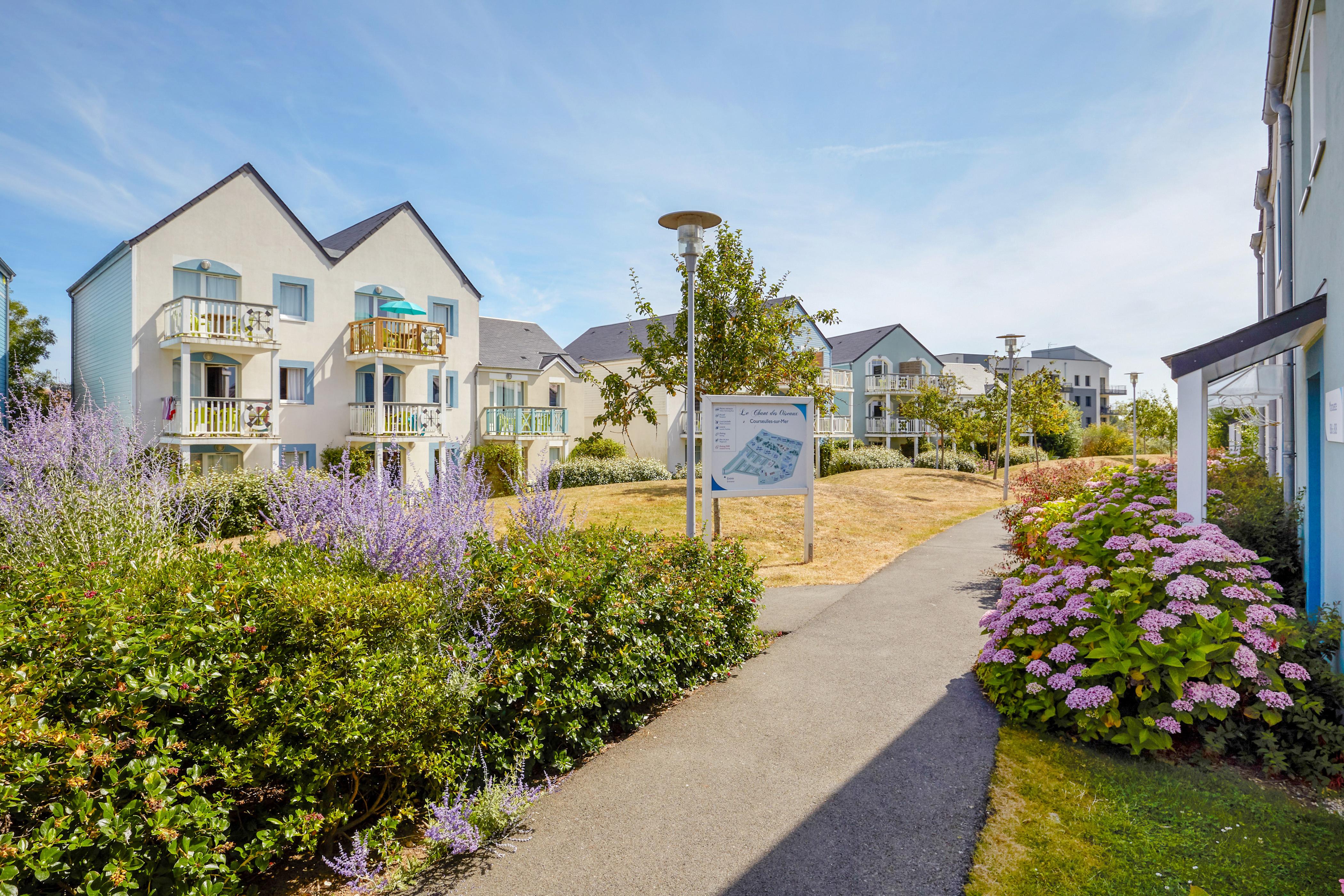 Pierre&Vacances Résidence Le Chant des Oiseaux Courseulles-sur-Mer Exterior foto